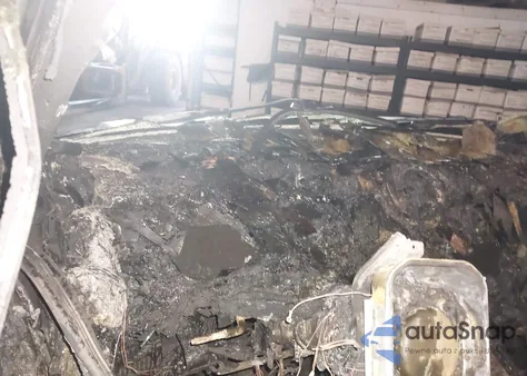 2004 Jeep Grand Cherokee Laredo z USA, uszkodzony, nr VIN 1J4GW48S84C347584